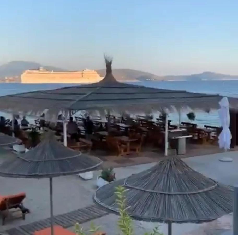 Royal Queen And King Luxury Apartment Sarandë Exteriör bild