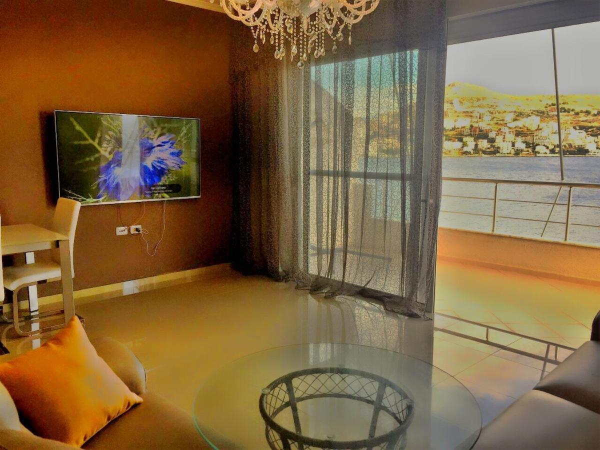 Royal Queen And King Luxury Apartment Sarandë Exteriör bild