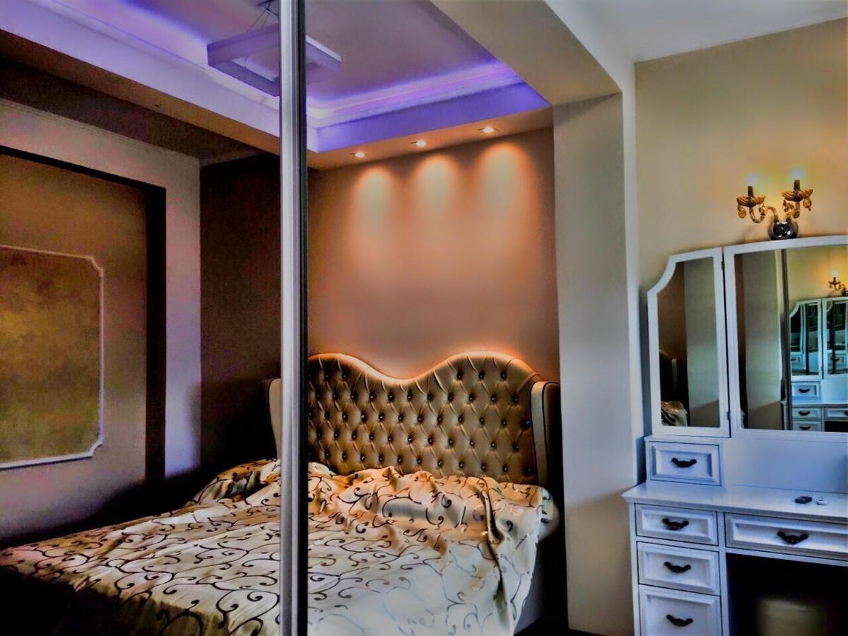 Royal Queen And King Luxury Apartment Sarandë Exteriör bild